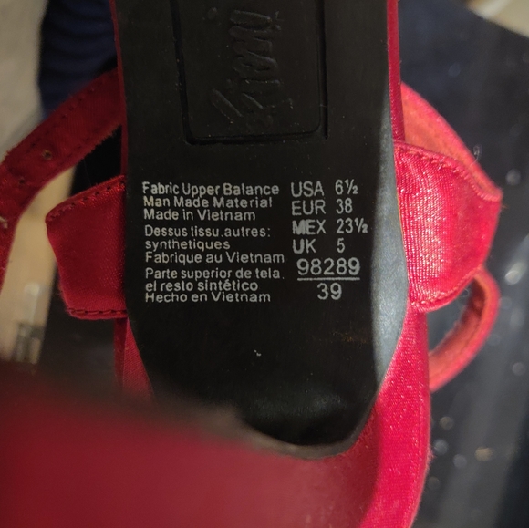 Fioni red heels - Picture 4 of 4